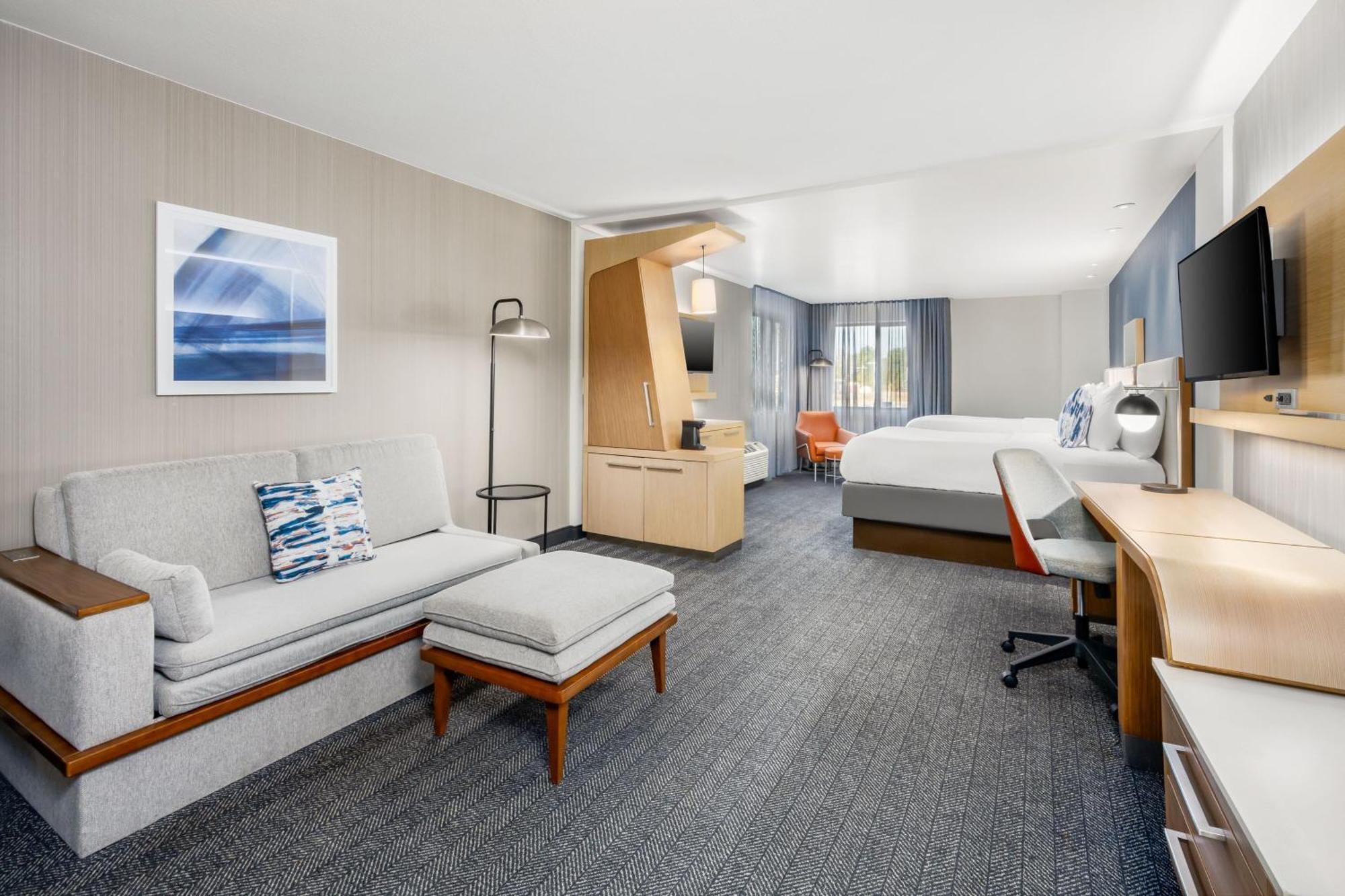 Courtyard By Marriott Columbus Phenix City Eksteriør billede